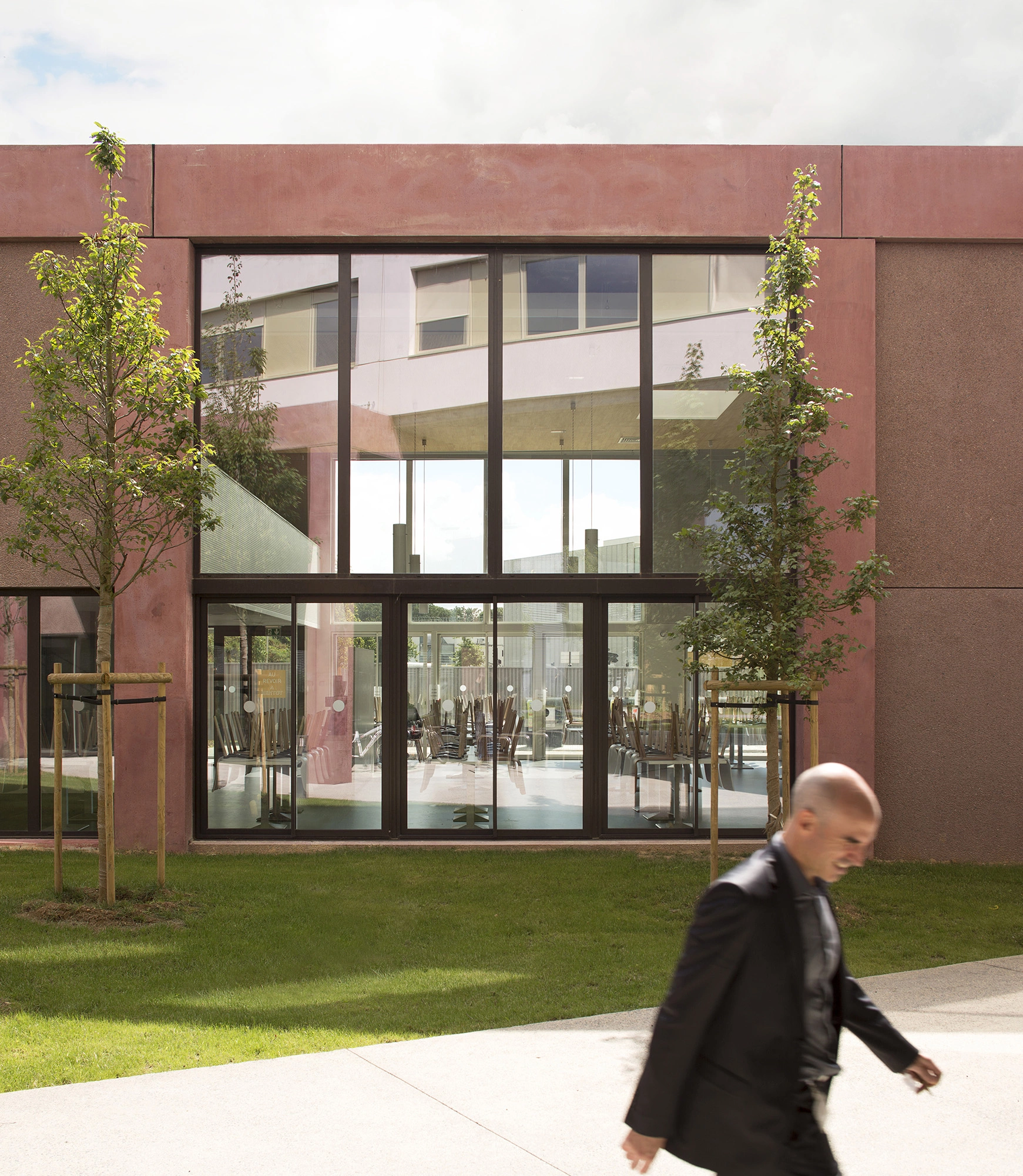 STUDENT RESIDENCE AND UNIVERSITY CANTEENS - 4 