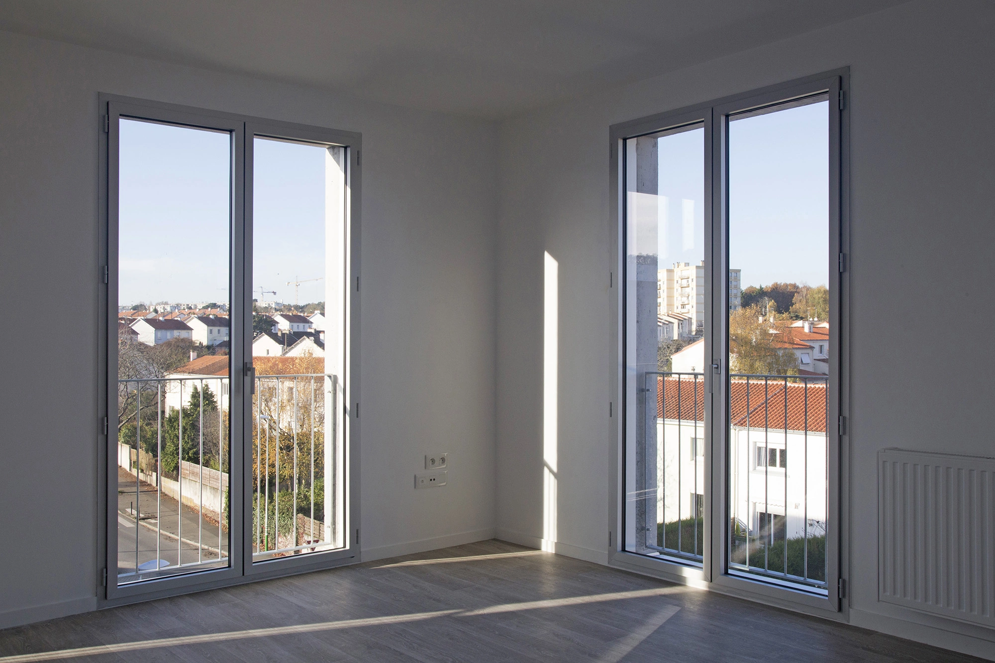 LOGEMENTS COLLECTIFS - DERVALLIERES - 6 