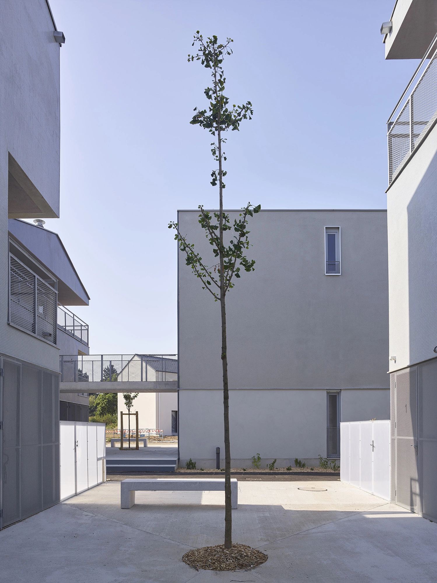 COLLECTIVE HOUSING UNITS - LA PALOMBIERE - 3 