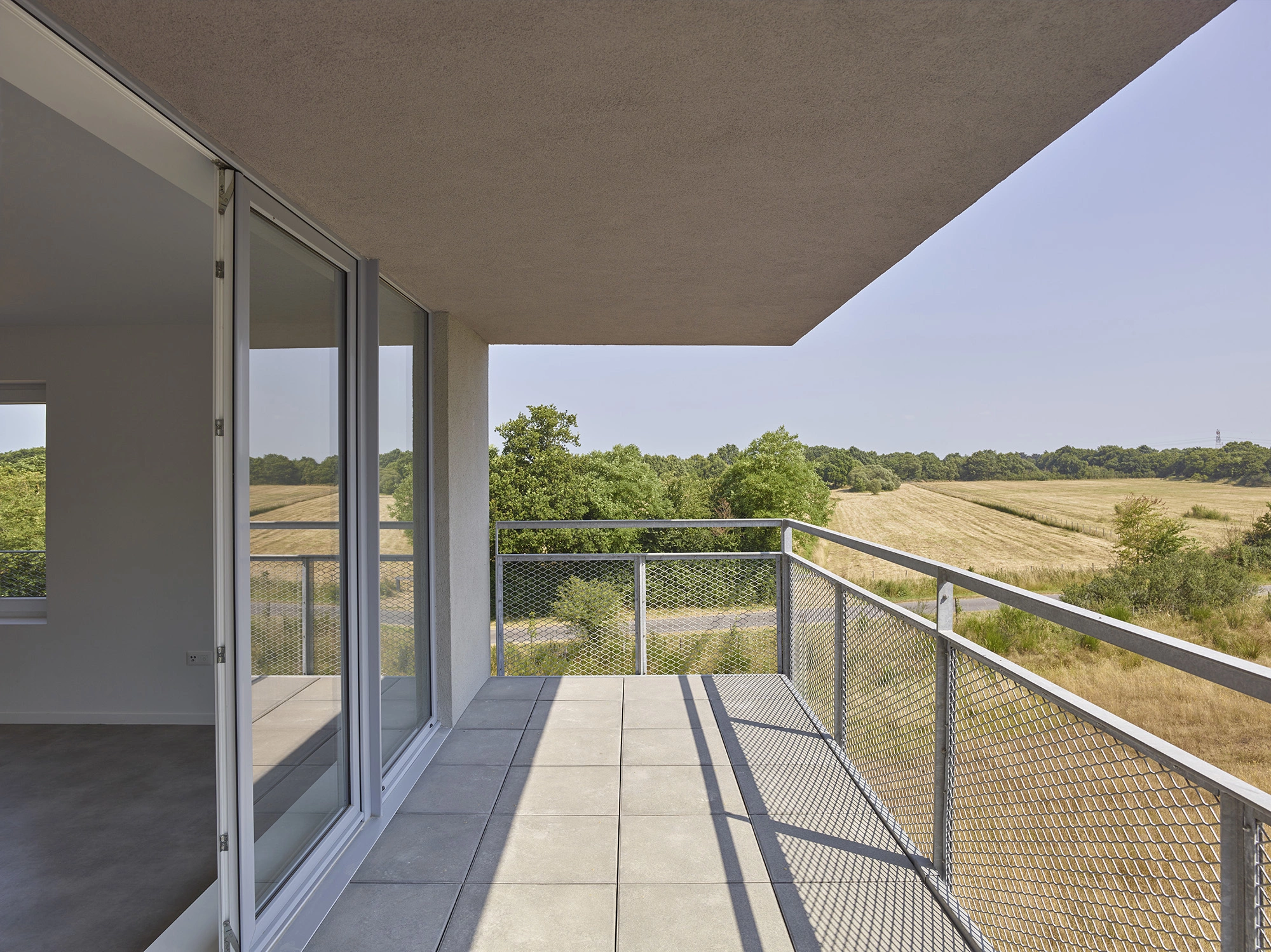COLLECTIVE HOUSING UNITS - LA PALOMBIERE - 7 