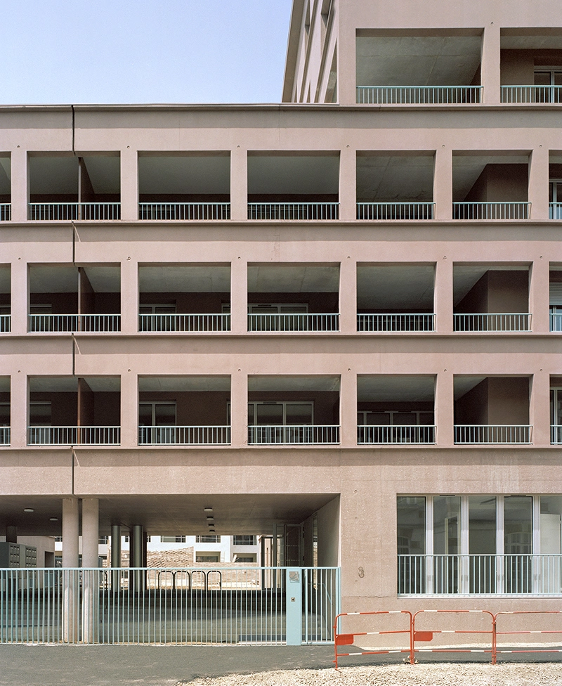 COLLECTIVE HOUSING UNITS - MELLINET - 8 