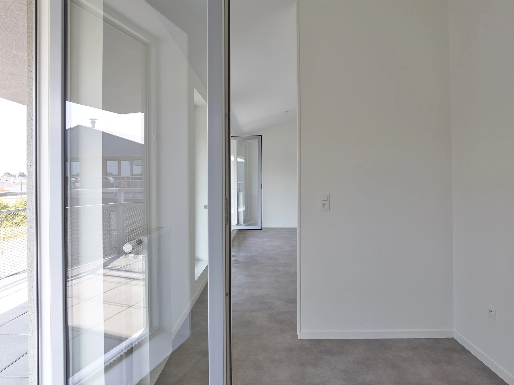 COLLECTIVE HOUSING UNITS - LA PALOMBIERE - 6 